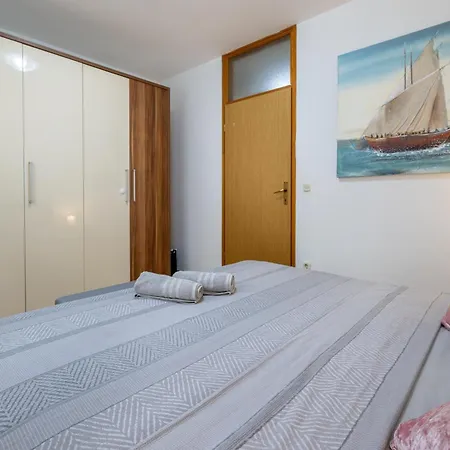 Apartment Kristina Makarska